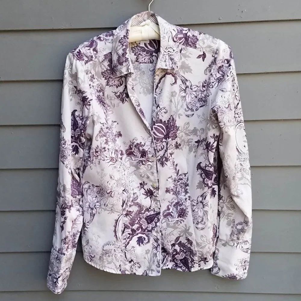 Foxcroft Old English Floral Print Taupe/Purple Cotton Button Down Blouse Size 8